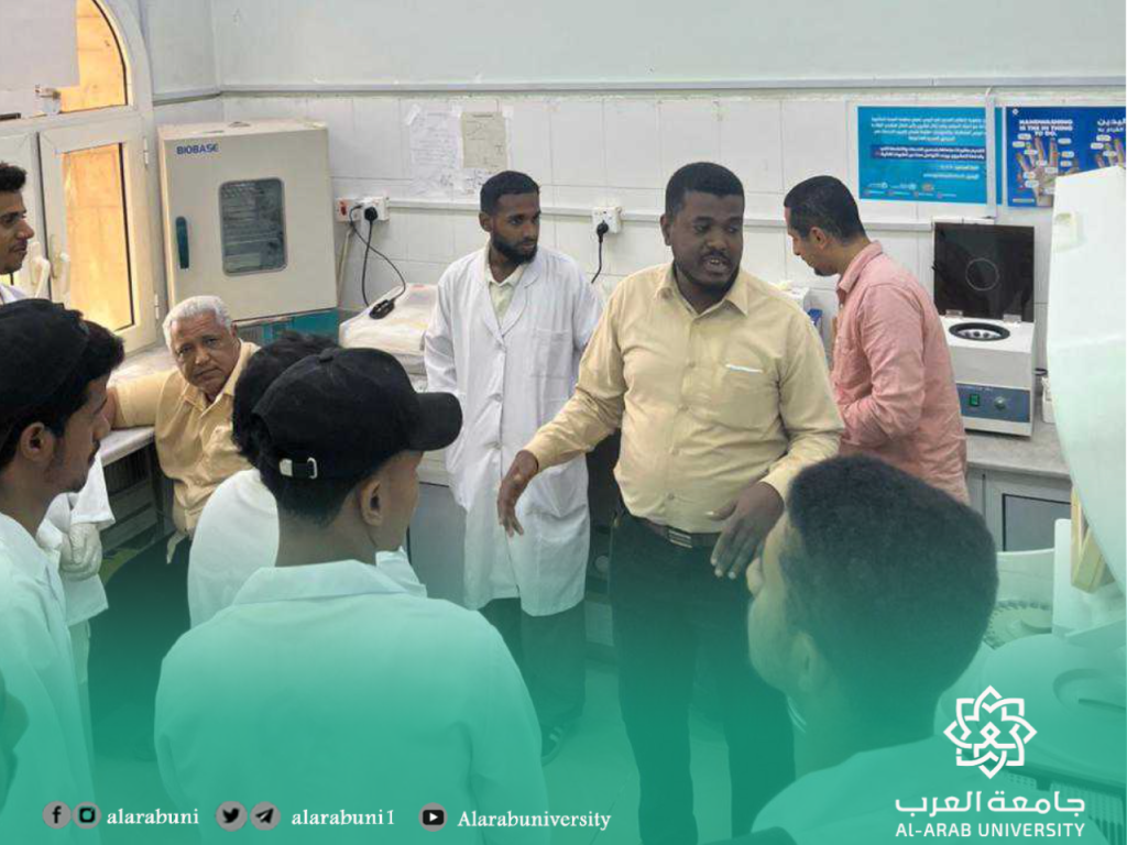 زيارة علمية لطلاب جامعة العرب قسم المختبرات الطبية إلى المركز الوطني لنقل الدم وابحاثه ومختبرات هيئة مستشفى ابن سيناء العام – حضرموت