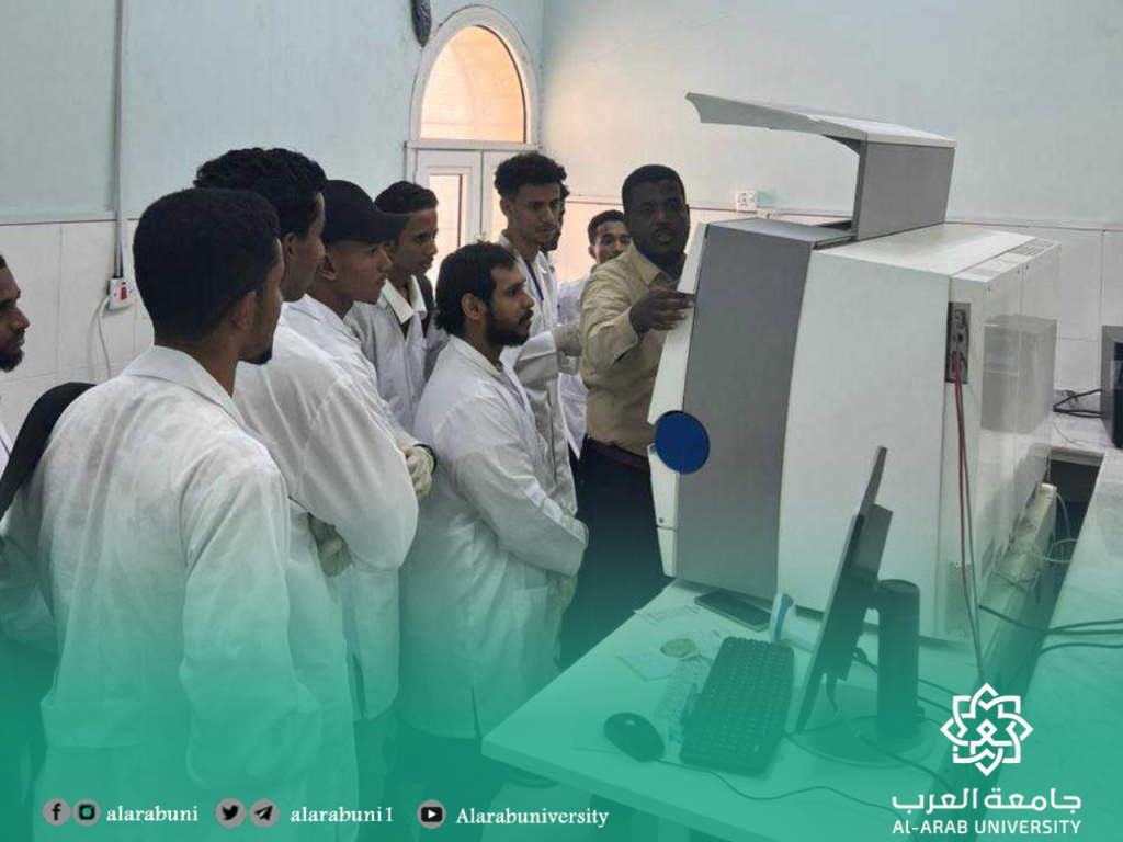 زيارة علمية لطلاب جامعة العرب قسم المختبرات الطبية إلى المركز الوطني لنقل الدم وابحاثه ومختبرات هيئة مستشفى ابن سيناء العام – حضرموت