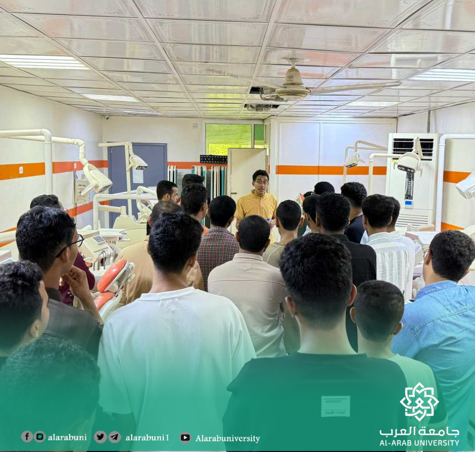 كلية طب الأسنان بجامعة العرب تحتفي بالطلاب الجدد في حفل ترحيبي