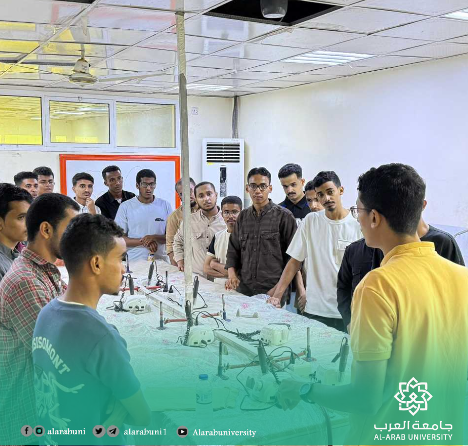 كلية طب الأسنان بجامعة العرب تحتفي بالطلاب الجدد في حفل ترحيبي