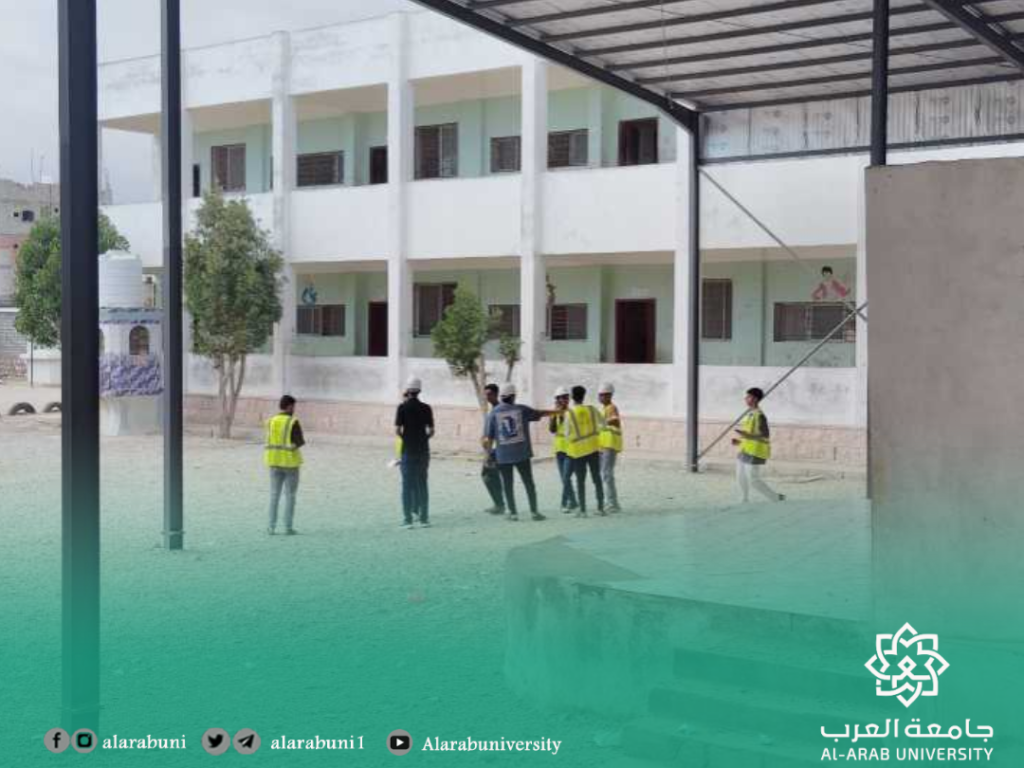 نزولًا ميدانيًا لطلاب قسم الهندسة المعمارية لأحد الأبنية التعليمية، مدرسة الإمام الشافعي (بنين)